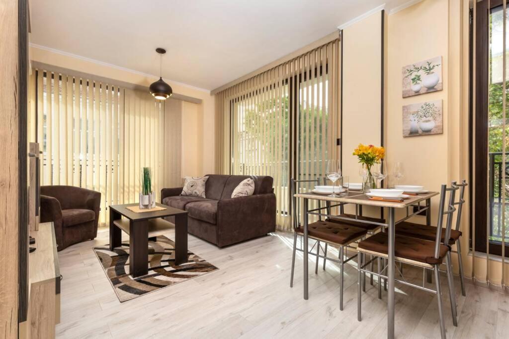 פלובדיב Cozy New Apartment 'Casa Vacanza ' ✵ Top Center ✵ מראה חיצוני תמונה