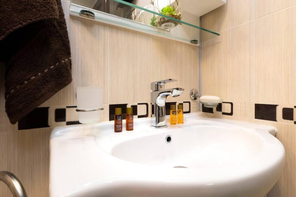 פלובדיב Cozy New Apartment 'Casa Vacanza ' ✵ Top Center ✵ מראה חיצוני תמונה
